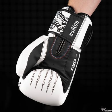 Боксерские перчатки Phantom Muay Thai White 16 унций, бинты в подарок (PHBG2495-16)