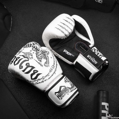 Боксерские перчатки Phantom Muay Thai White 16 унций, бинты в подарок (PHBG2495-16)