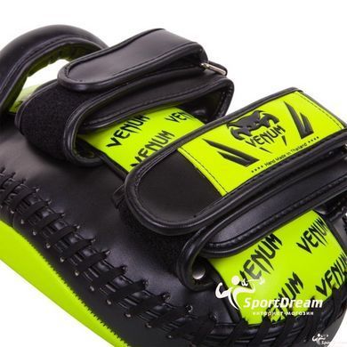 Тай-Пэды Venum Light Kick Pad Neo Yellow EU-VENUM-2080